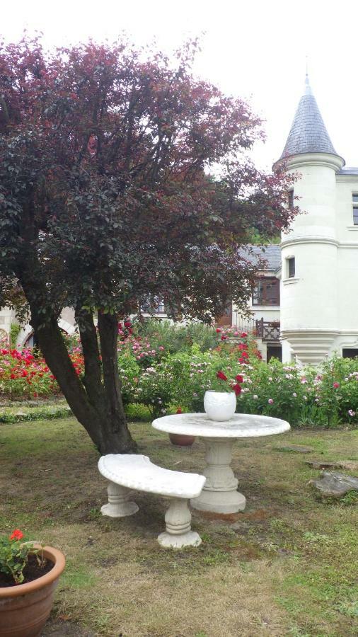 Le Manoir De La Baldette Bed & Breakfast Gennes-Val-de-Loire Dış mekan fotoğraf